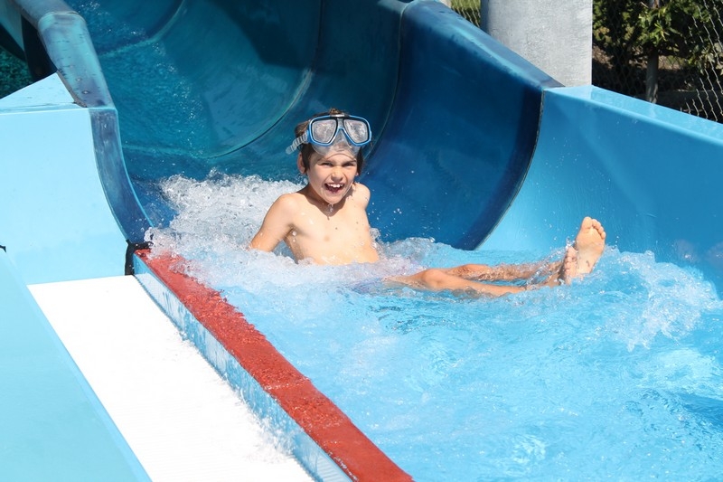 Village Camps International Summer Camp Leysin, Switzerland 2025-08-09 https://www.villagecamps.com/journals_admin/images/696-1-poolday (108).jpg
